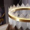 モダンなガラス製LEDシャンデリア ダイニングルーム用LED調光ペンダントランプ ゴールドメタル製ランプ 洗練されたデザイン - 画像 (4)